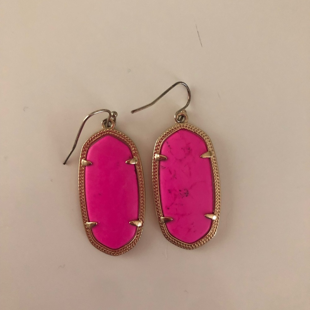 Hot pink large size Kendra Scott earrings